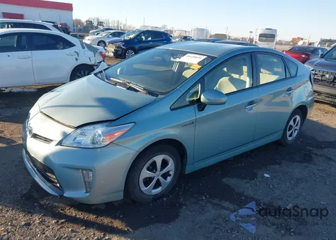 2015 Toyota Prius Two из США, поврежденный, VIN JTDKN3DU1F1870805